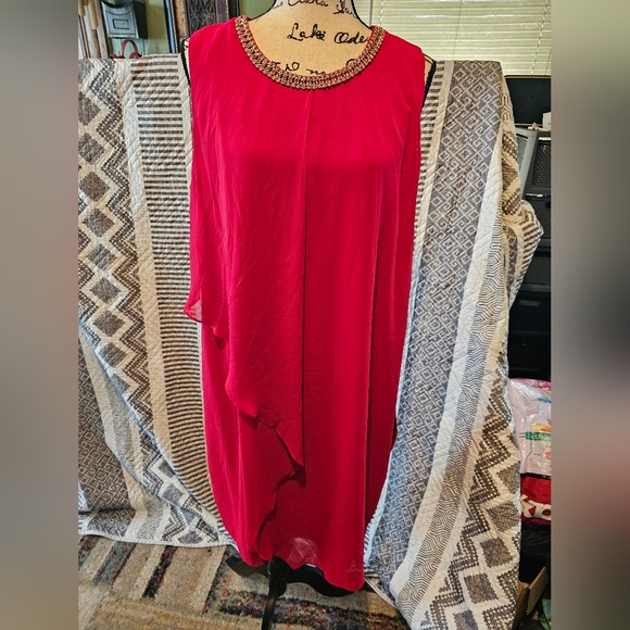 Red Dress - Picture 2 of 6